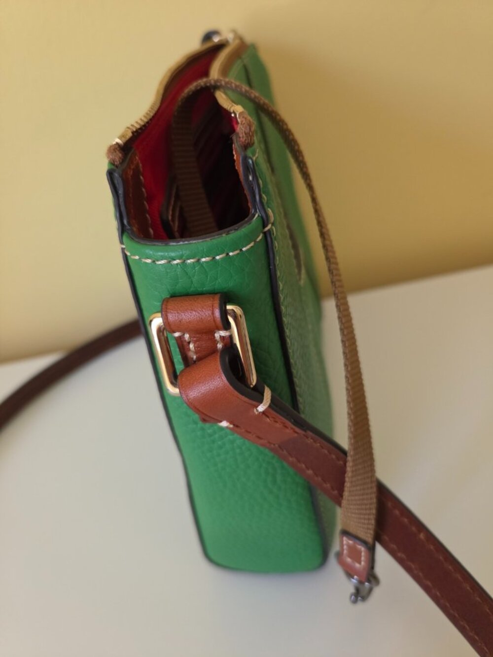 Dooney & Bourke Pebble Leather Crossbody Bag Green Brown Trim NWOT - Picture 2 of 3